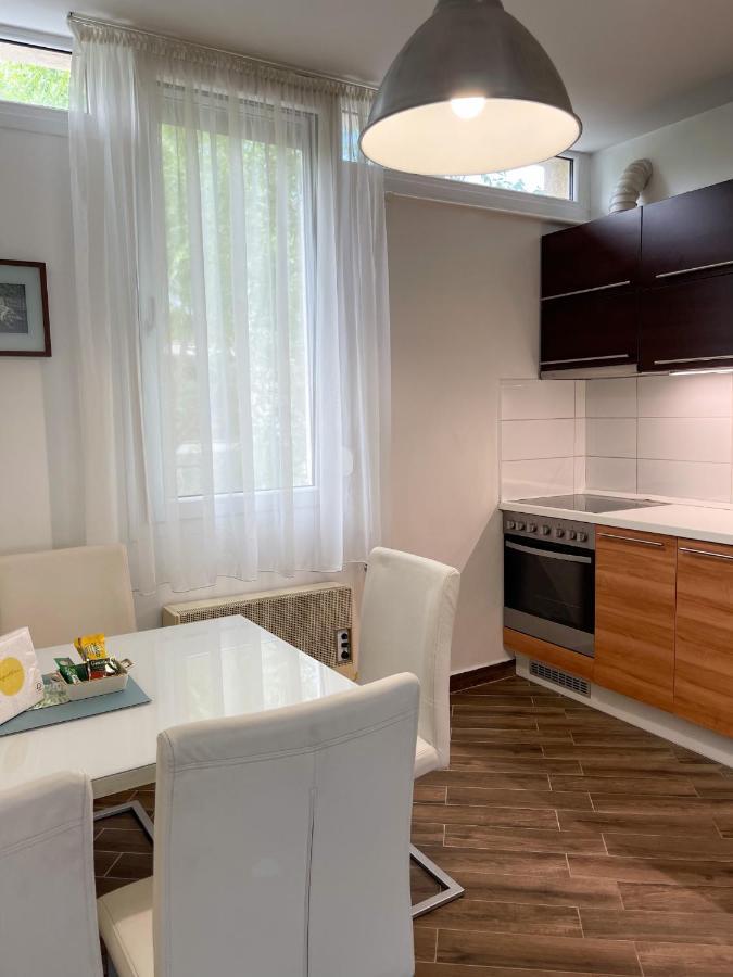 Greatforest Rosehill 1 Apartman Дебрецен Екстериор снимка